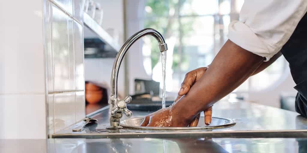 what is the correct order of steps for handwashing